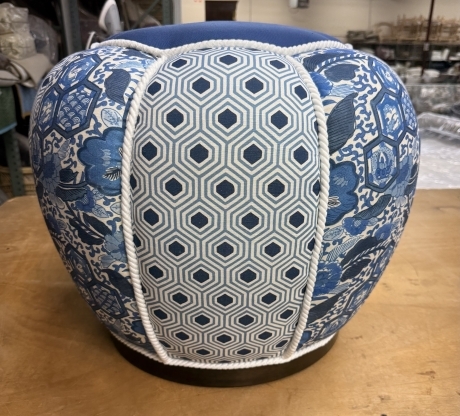 img_Petal Pouf Ottoman